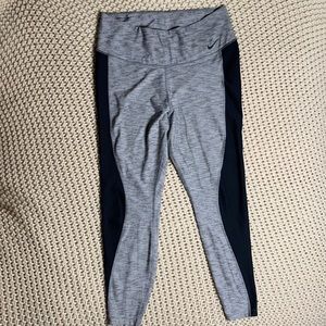 Women’s Nike Drifit leggings